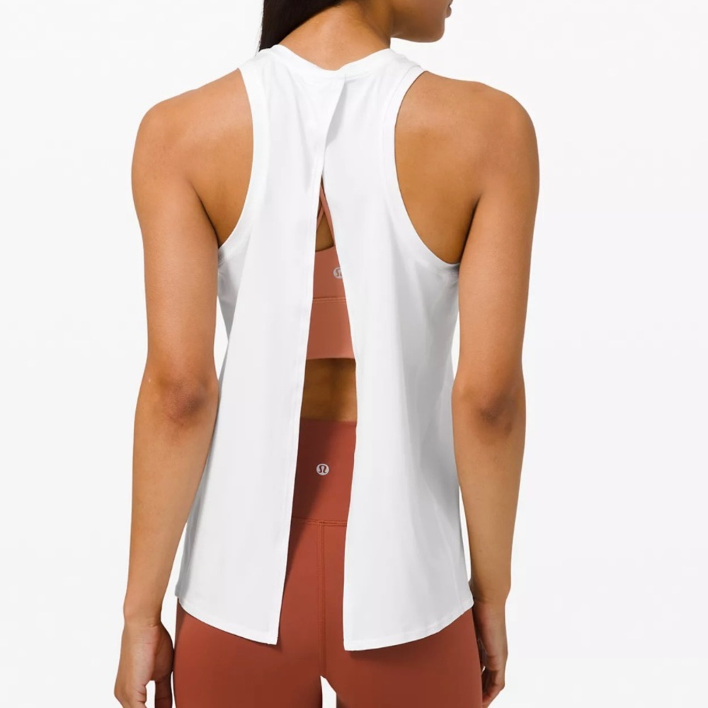 Lululemon open back top purple not white